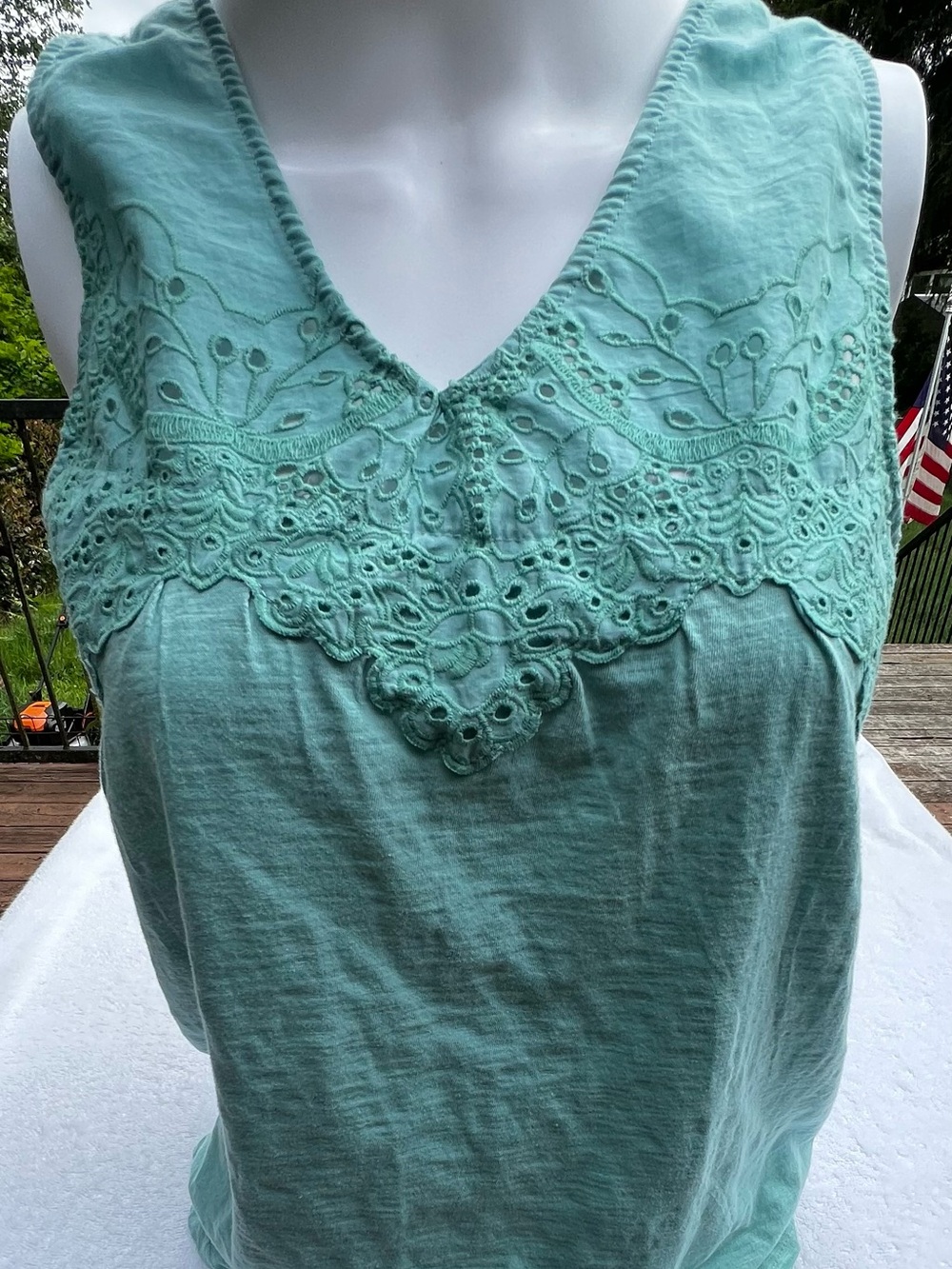 V-Neck Embroidered Sleeveless Tank in Aqua. Size M.